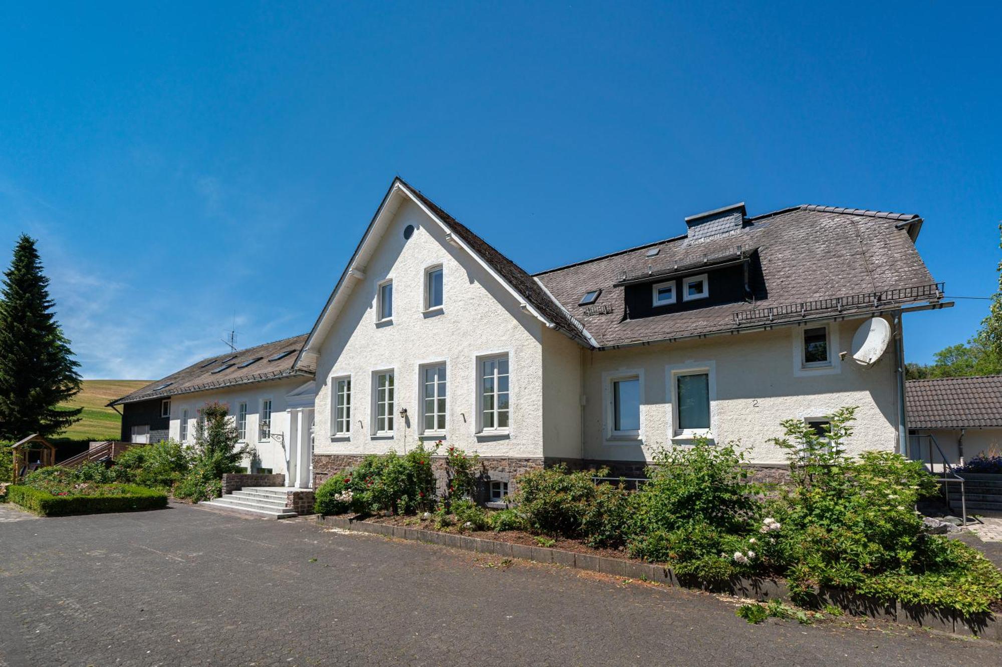 Alte Schule Deifeld 20- 24 Personen Villa Medebach Buitenkant foto